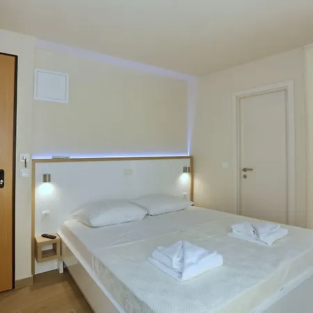 Konukevi Idassa Palace 3*