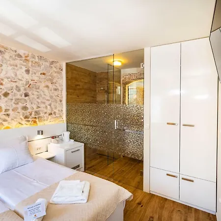 Idassa Palace Pensjonat Zadar