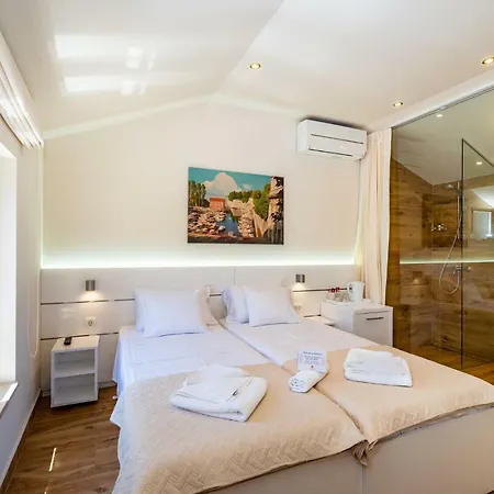 Idassa Palace Konukevi