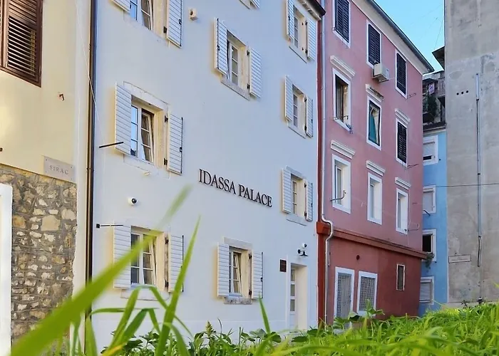 Idassa Palace בית הארחה