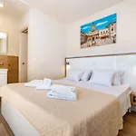 Idassa Palace 3* Zadar