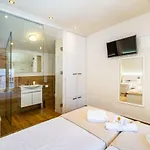 Gostinjska kuća Idassa Palace Zadar