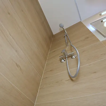 Gostinjska kuća Idassa Palace