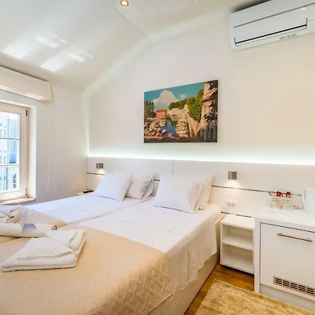 Idassa Palace Pensionat Zadar