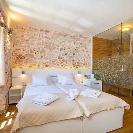 Idassa Palace Pensionat