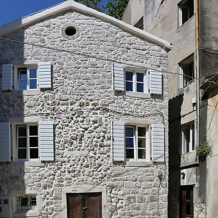 Pensionat Idassa Palace